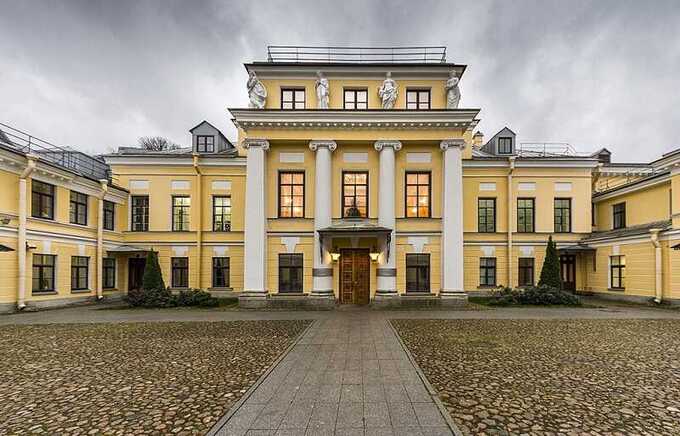 Ельцин-Центру передали историческую усадьбу в Екатеринбурге в безвозмездное пользование для размещения ресторана