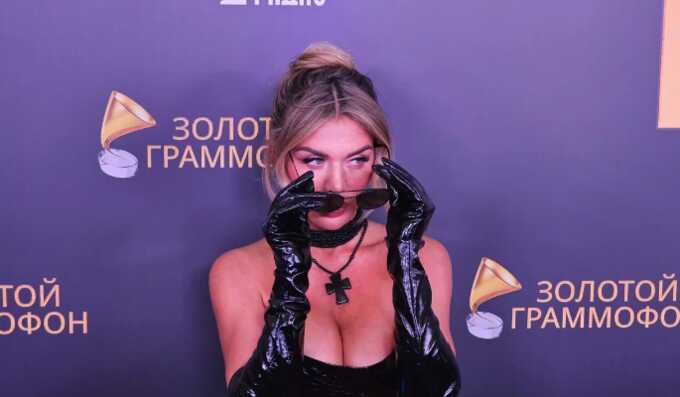 Отец покойного Тиммы обвинил Седокову в присвоении личных вещей сына, включая трусы и носки