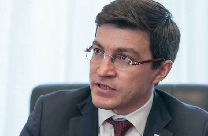 Михаил Сердюк и провал концессии в Сургуте: обвинения в обмане и плохом качестве строительства