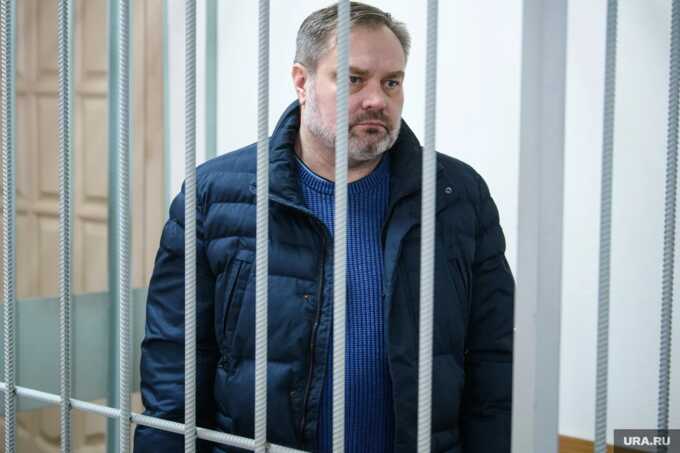 Обвиненный в коррупции Пильников подал прошение о службе на фронте
