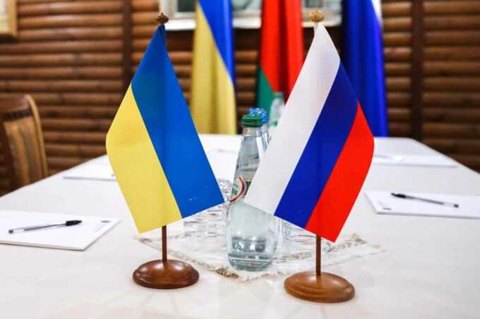 В Стамбуле стартовала встреча делегаций России и Украины