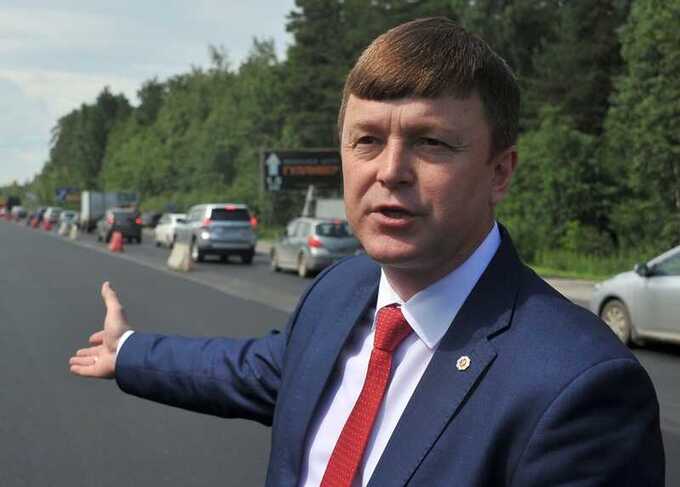 Бывший чиновник из Свердловской области избежал суда, отправившись на фронт