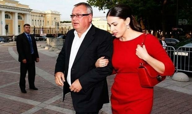 Костин -Аскер-Заде: Любовь на миллиарды qqeiqhqiteiruatf
